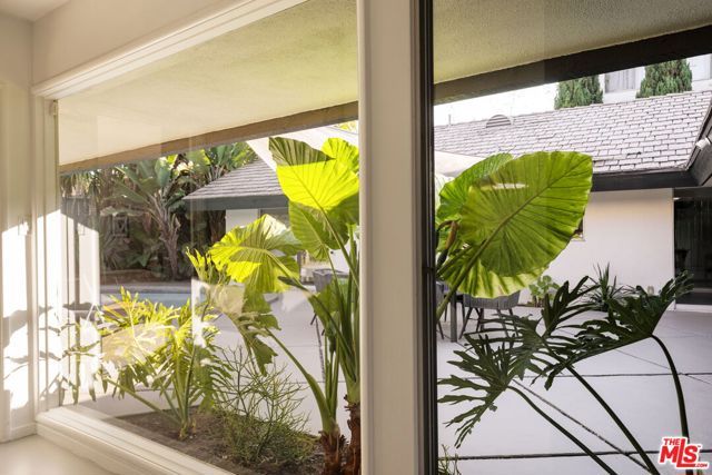4280 Mount Vernon Drive, View Park, CA 90008