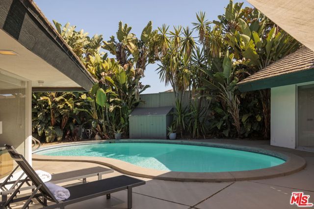 4280 Mount Vernon Drive, View Park, CA 90008