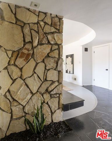 4280 Mount Vernon Drive, View Park, CA 90008