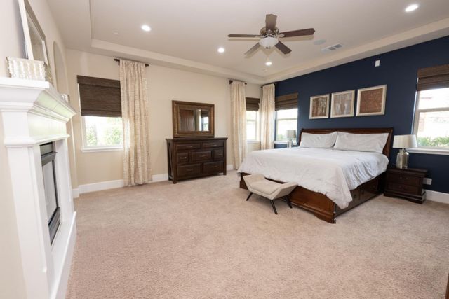 3205 Lexington Avenue, Clovis, CA 93619