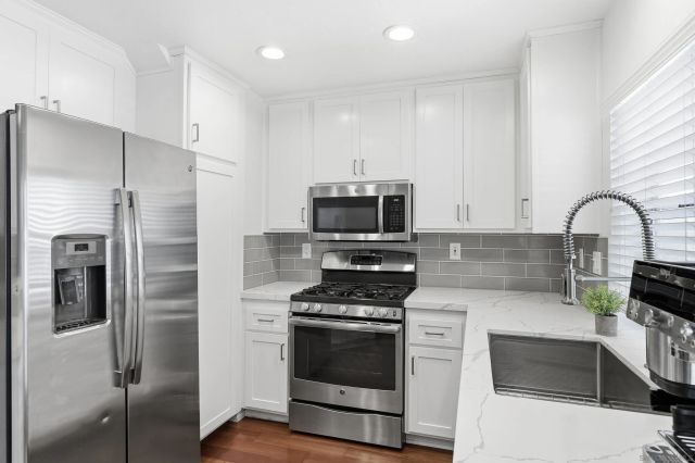 10060 Scripps Vista Way 39, San Diego, CA 92131