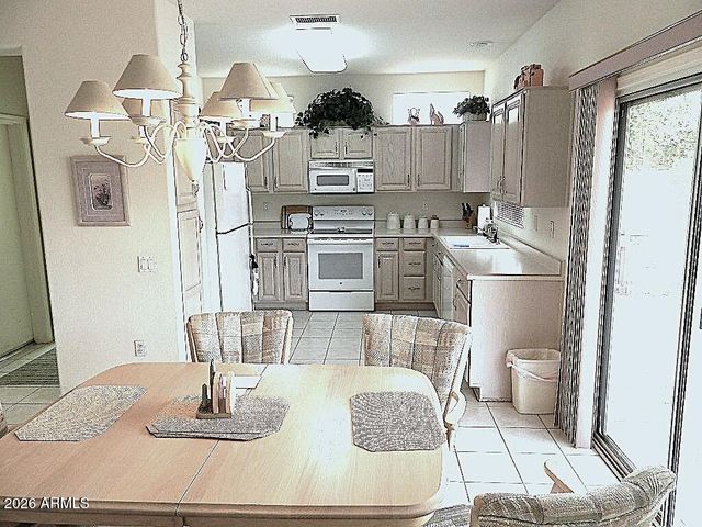 22520 N VIA DE LA CABALLA --, Sun City West, AZ 85375