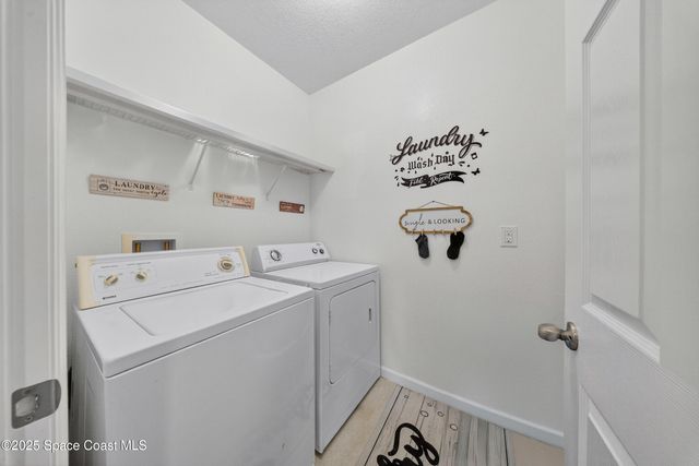 131 Alamere Drive SW, Palm Bay, FL 32908