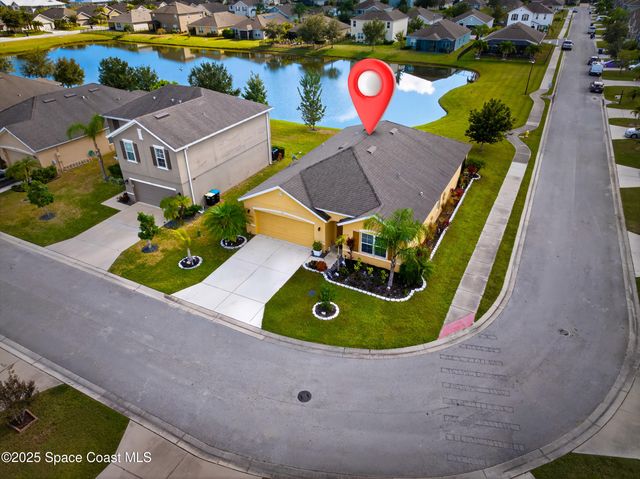 131 Alamere Drive SW, Palm Bay, FL 32908