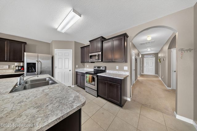 131 Alamere Drive SW, Palm Bay, FL 32908