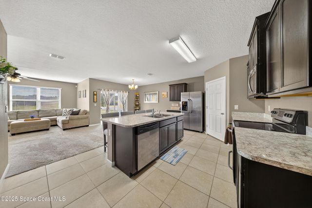 131 Alamere Drive SW, Palm Bay, FL 32908