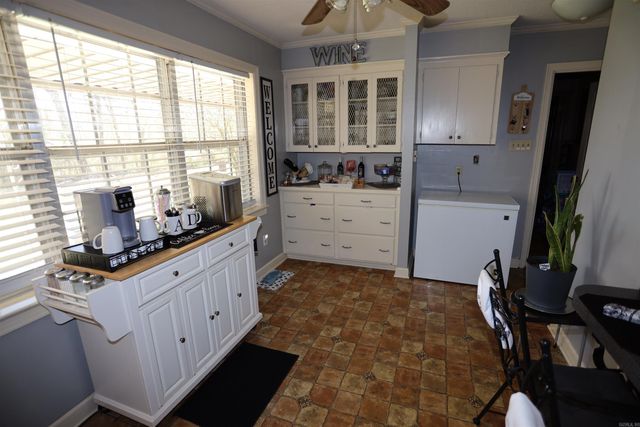 307 W 4th, Fordyce, AR 71671