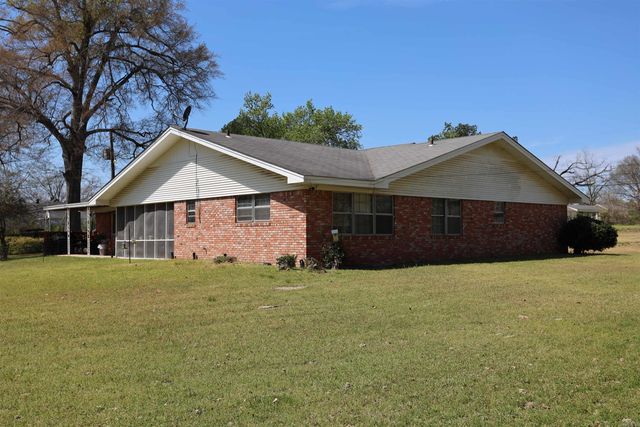 307 W 4th, Fordyce, AR 71671
