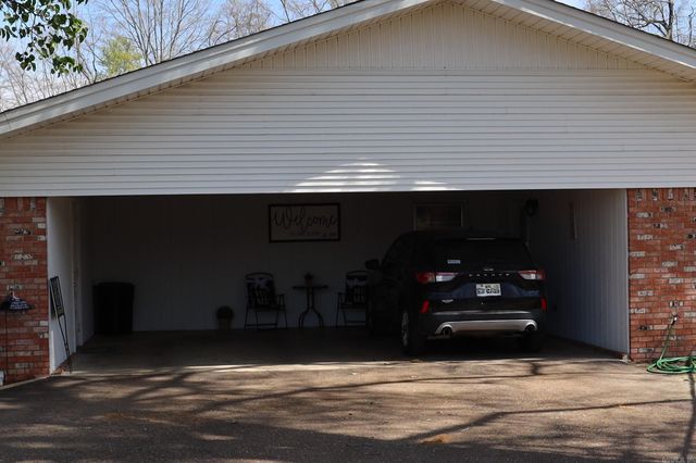 307 W 4th, Fordyce, AR 71671