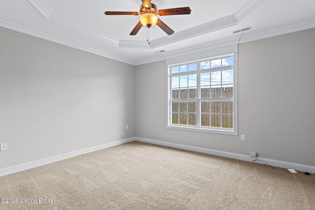 3211 Brittany Pointe Ln, Louisville, KY 40220