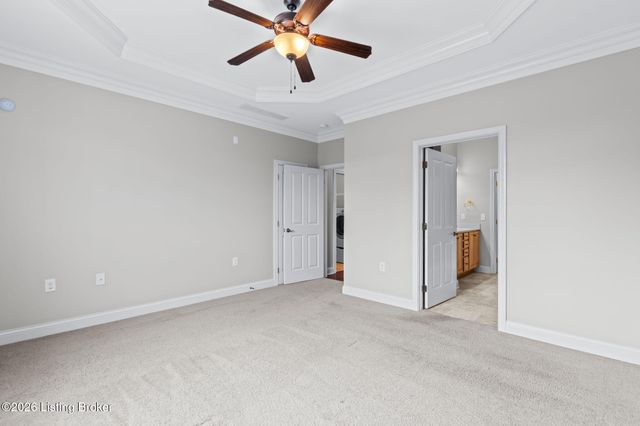 3211 Brittany Pointe Ln, Louisville, KY 40220