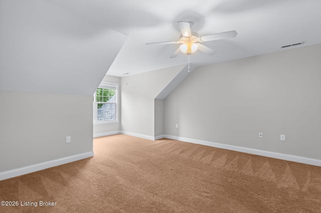 3211 Brittany Pointe Ln, Louisville, KY 40220
