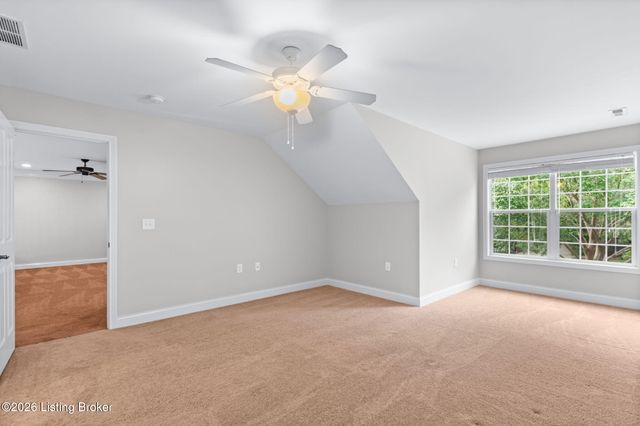 3211 Brittany Pointe Ln, Louisville, KY 40220