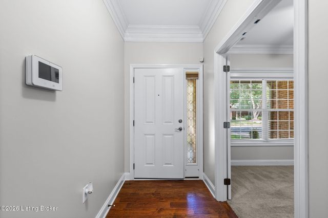 3211 Brittany Pointe Ln, Louisville, KY 40220