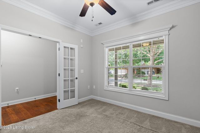 3211 Brittany Pointe Ln, Louisville, KY 40220