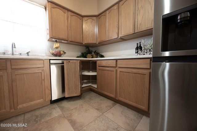 232 S Clubhouse Lane, Sierra Vista, AZ 85635