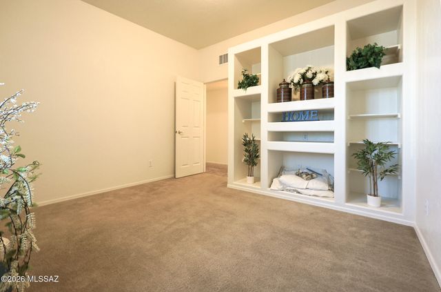 232 S Clubhouse Lane, Sierra Vista, AZ 85635