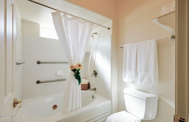 232 S Clubhouse Lane, Sierra Vista, AZ 85635