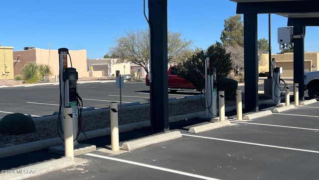 232 S Clubhouse Lane, Sierra Vista, AZ 85635