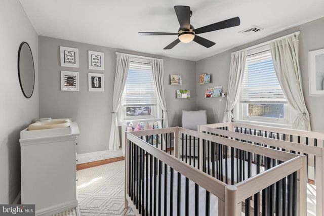 15 E 11TH AVE, Conshohocken, PA 19428