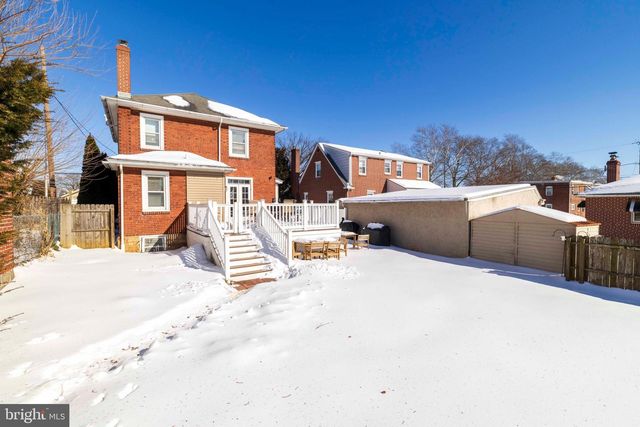 15 E 11TH AVE, Conshohocken, PA 19428