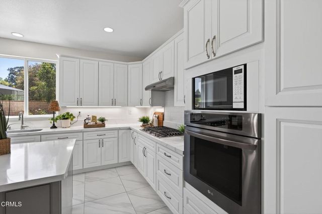 2096 Mission Hills Drive, Oxnard, CA 93036