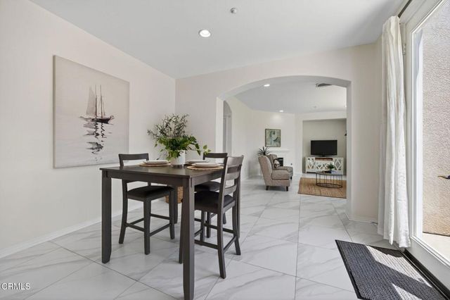 2096 Mission Hills Drive, Oxnard, CA 93036
