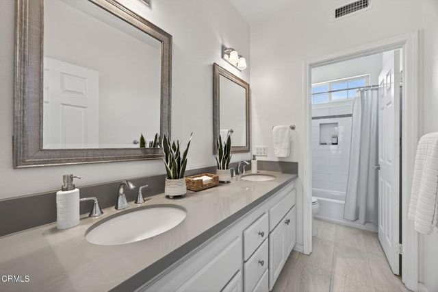2096 Mission Hills Drive, Oxnard, CA 93036