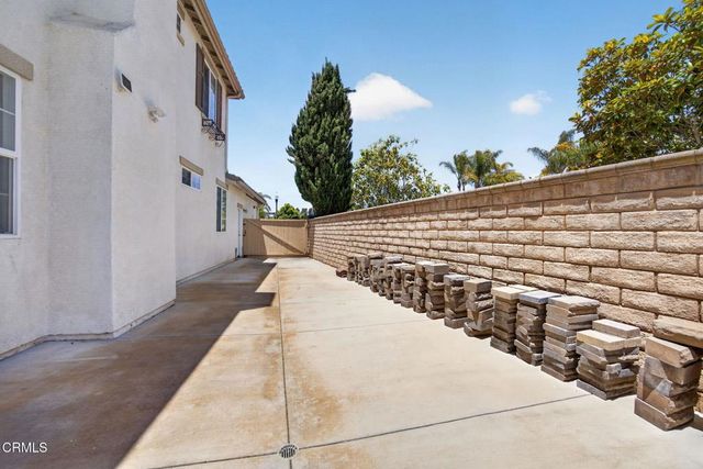 2096 Mission Hills Drive, Oxnard, CA 93036