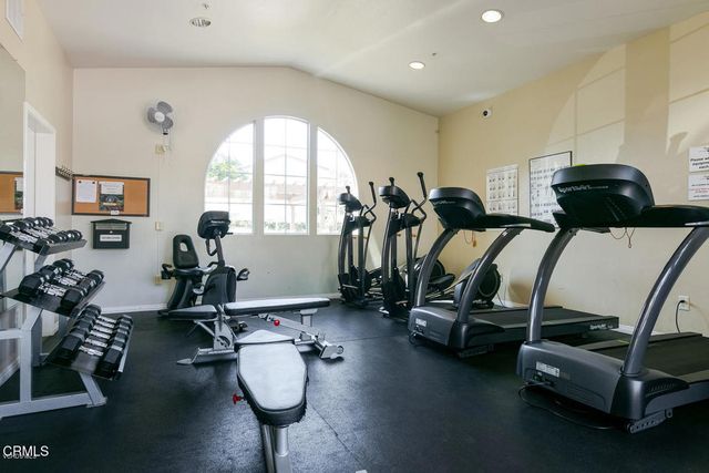 2096 Mission Hills Drive, Oxnard, CA 93036