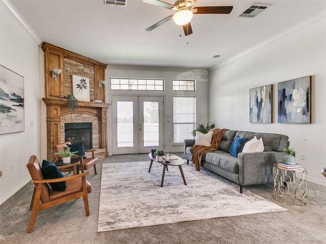 713 Kelsi Drive, Moore, OK 73160