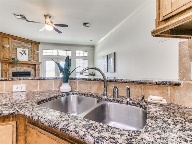 713 Kelsi Drive, Moore, OK 73160