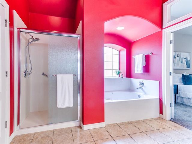 713 Kelsi Drive, Moore, OK 73160