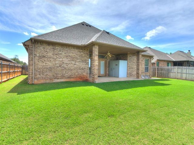 713 Kelsi Drive, Moore, OK 73160