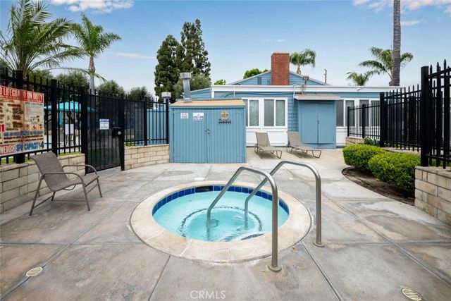 9952 Continental, Huntington Beach, CA 92646