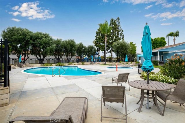9952 Continental, Huntington Beach, CA 92646