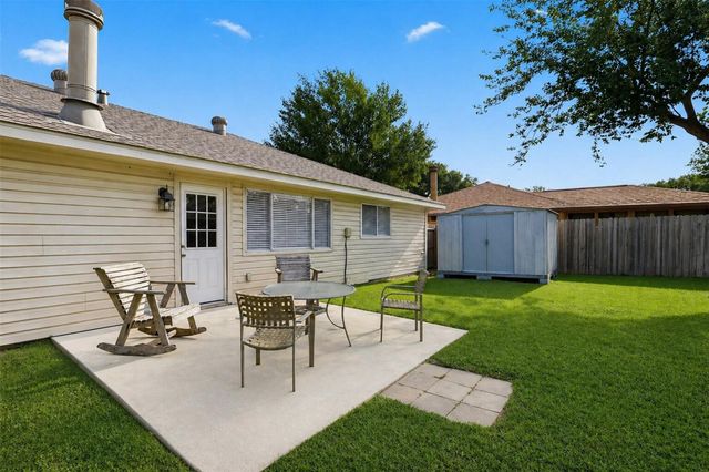 16315 Dew Drop Lane, Houston, TX 77095