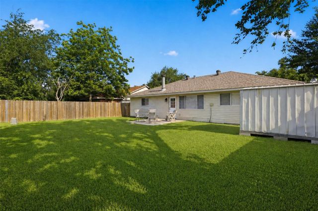 16315 Dew Drop Lane, Houston, TX 77095