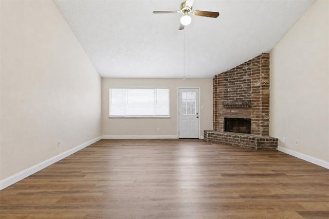 16315 Dew Drop Lane, Houston, TX 77095