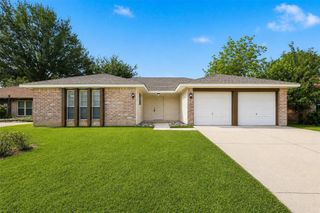 16315 Dew Drop Lane, Houston, TX 77095