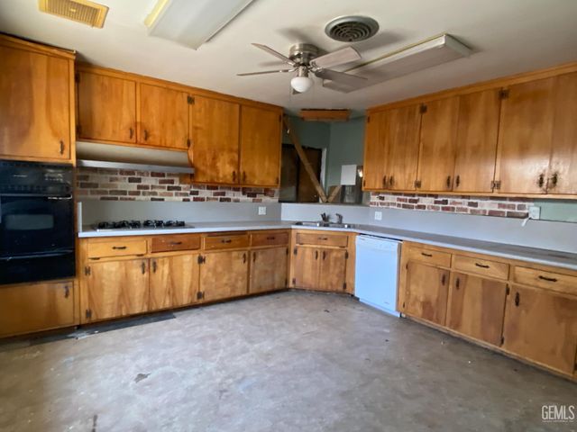 1624 Melody Lane, Bakersfield, CA 93308