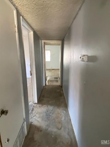 1624 Melody Lane, Bakersfield, CA 93308