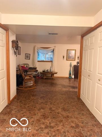 1429 Leblanc Court, Franklin, IN 46131