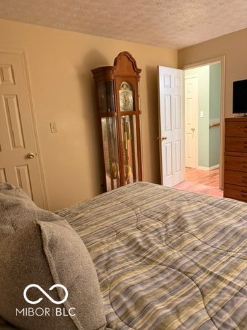 1429 Leblanc Court, Franklin, IN 46131