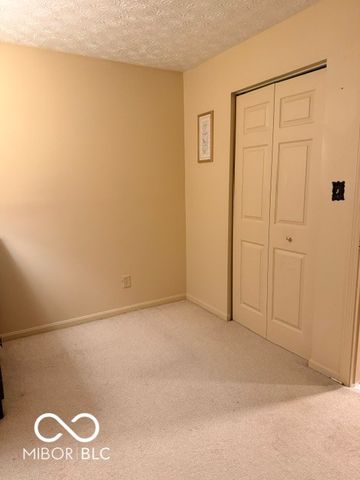 1429 Leblanc Court, Franklin, IN 46131
