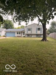 1429 Leblanc Court, Franklin, IN 46131