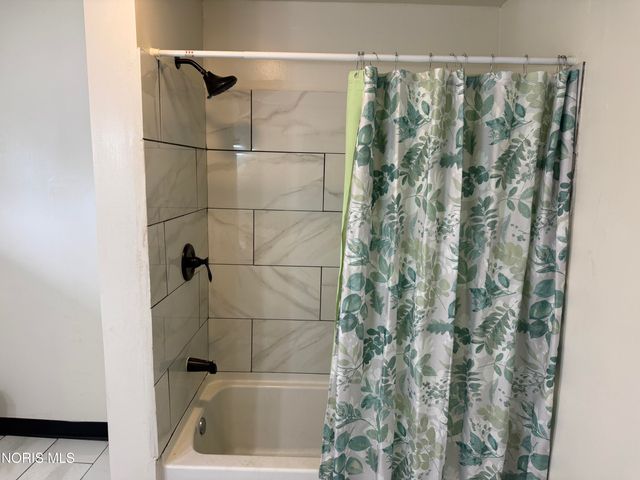 701 Brighton Avenue, Toledo, OH 43609
