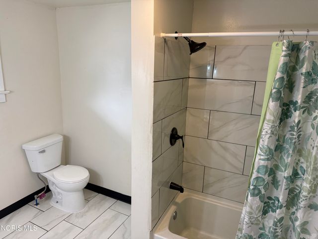 701 Brighton Avenue, Toledo, OH 43609