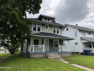 701 Brighton Avenue, Toledo, OH 43609
