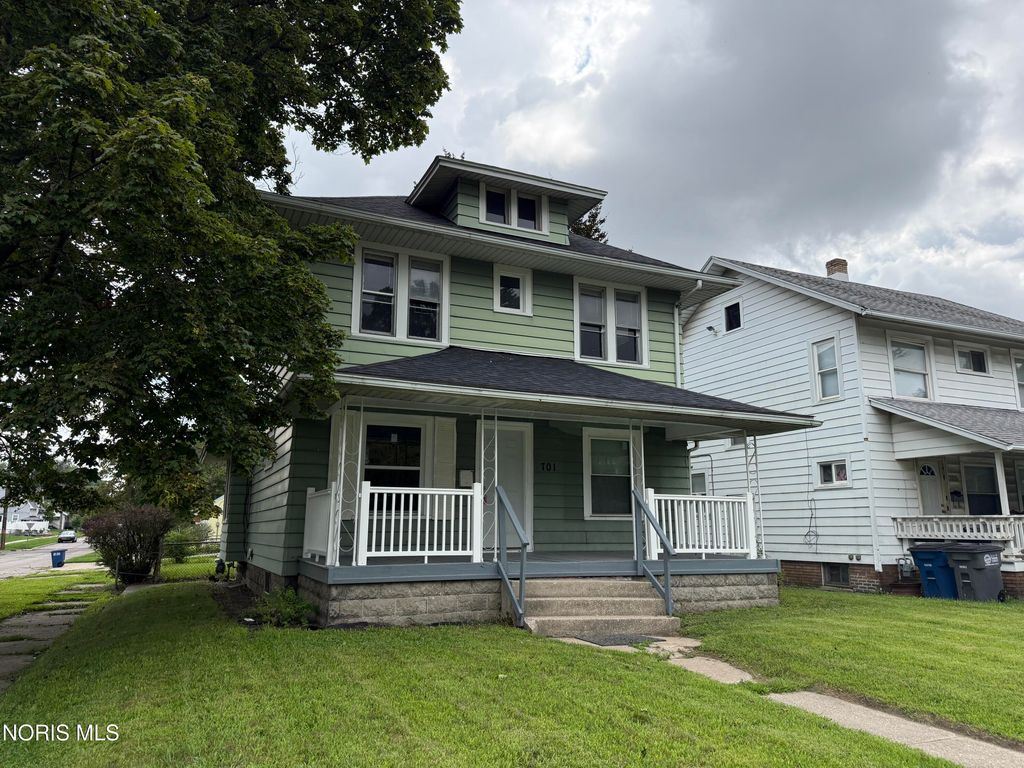 701 Brighton Avenue, Toledo, OH 43609
